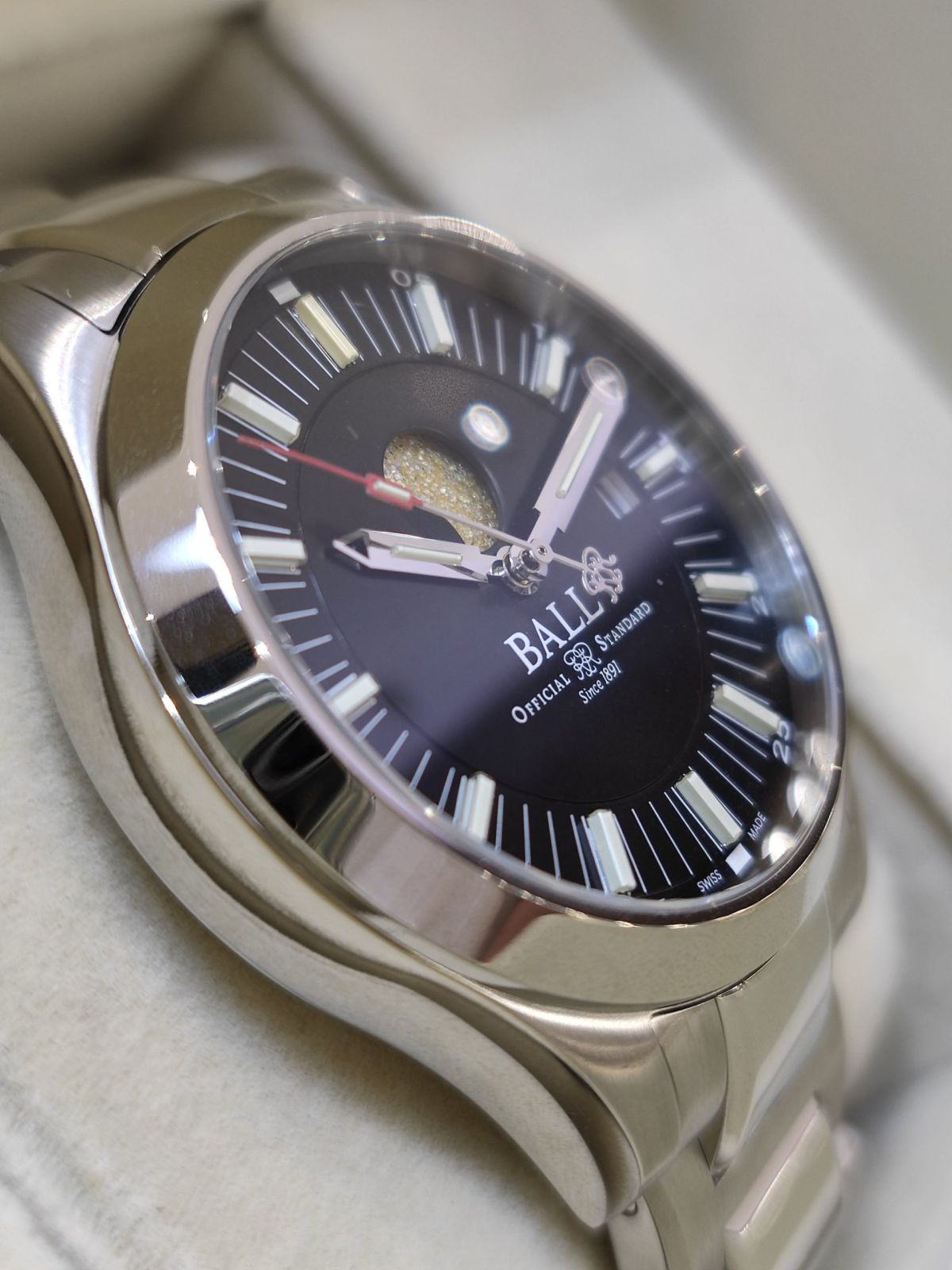 BALL Engineer II MOON Phase 41mm NM2282C-SJ-BK