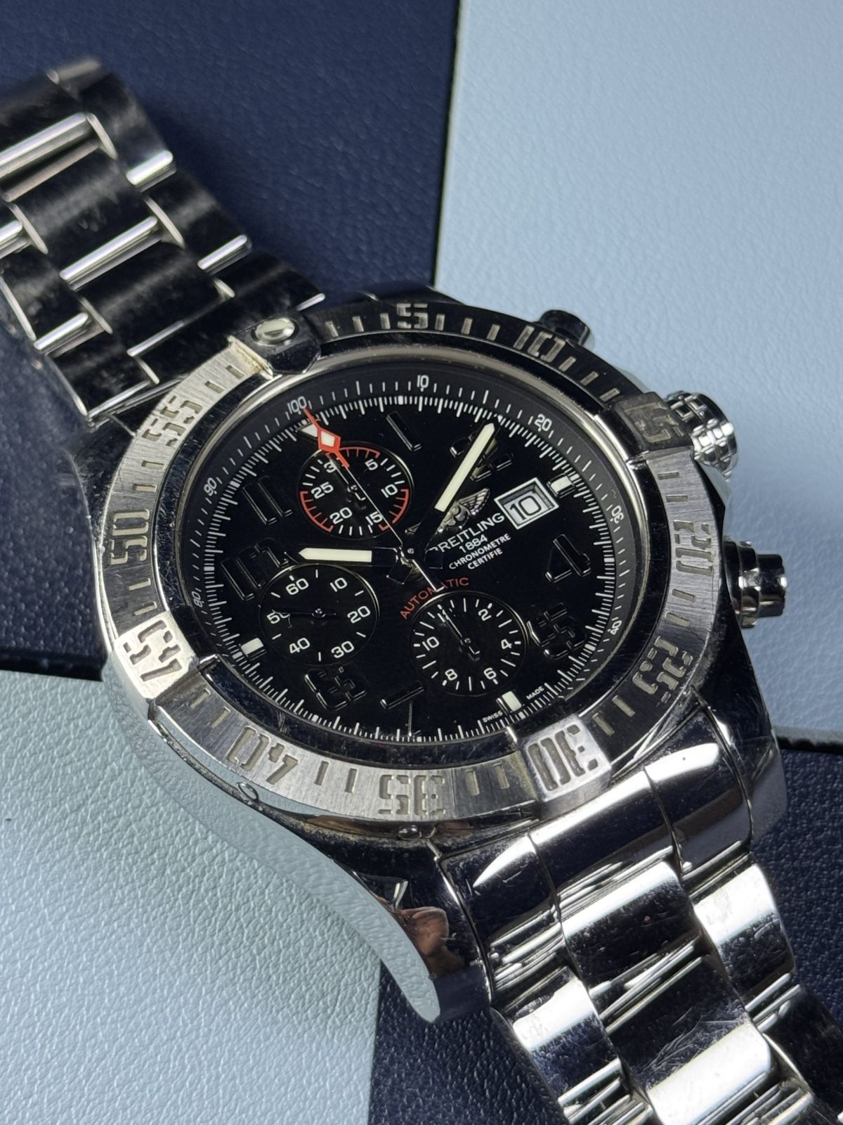 Super Avenger II A1337111 Black DIAL 48mm Automatic Chronogrpah