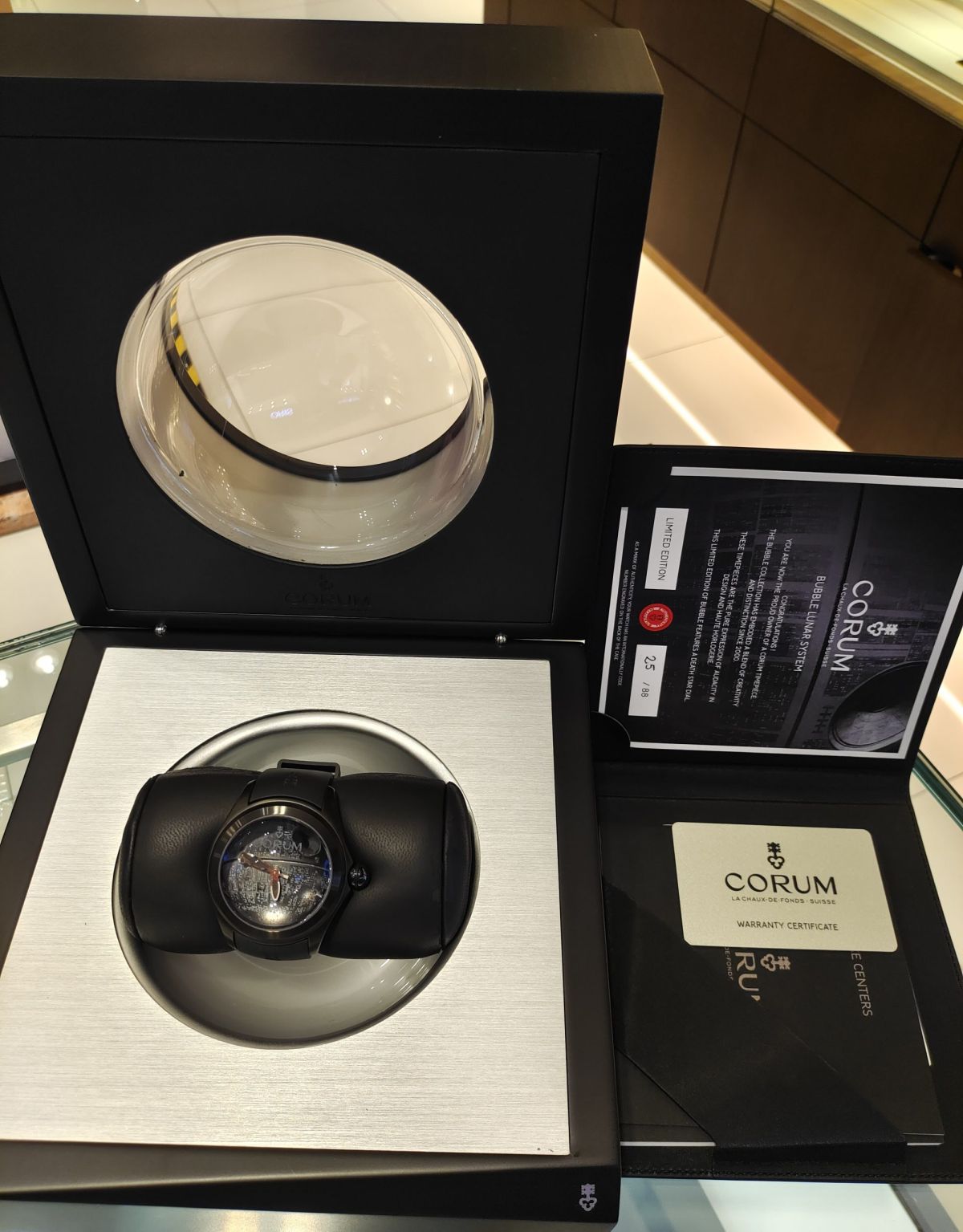 Bubble Lunar System L.E