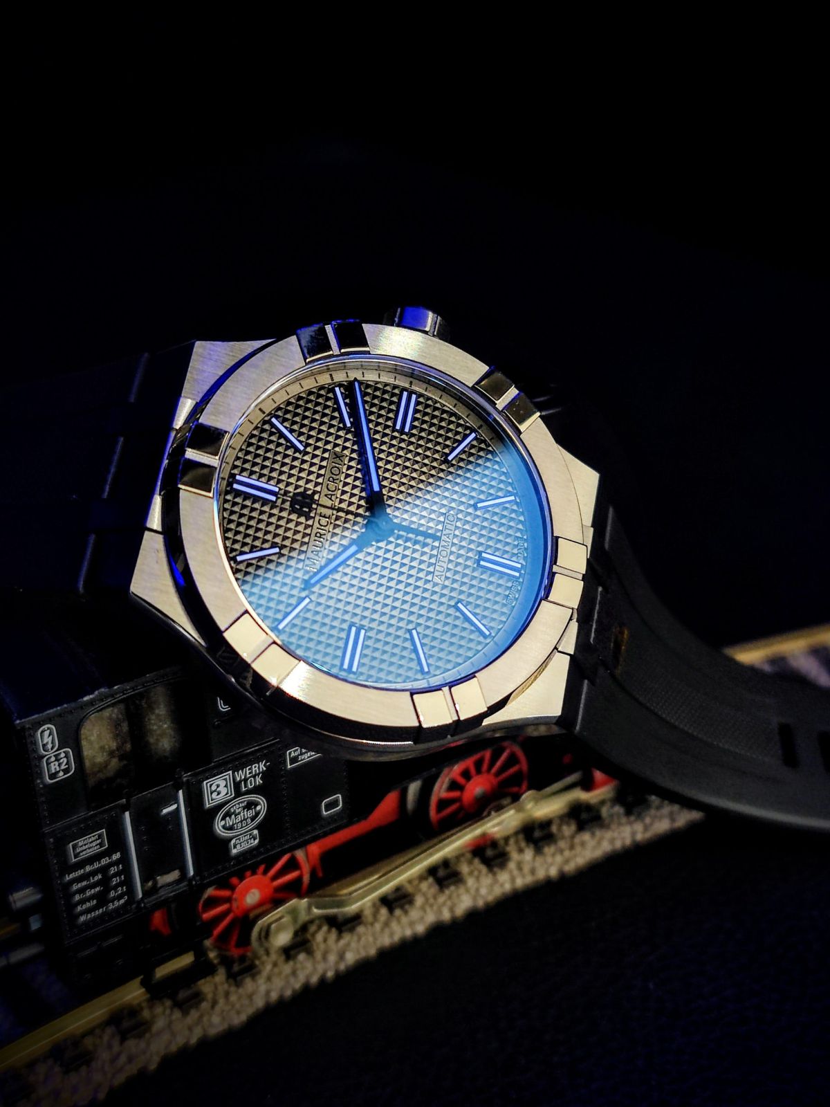 Aikon Automatic