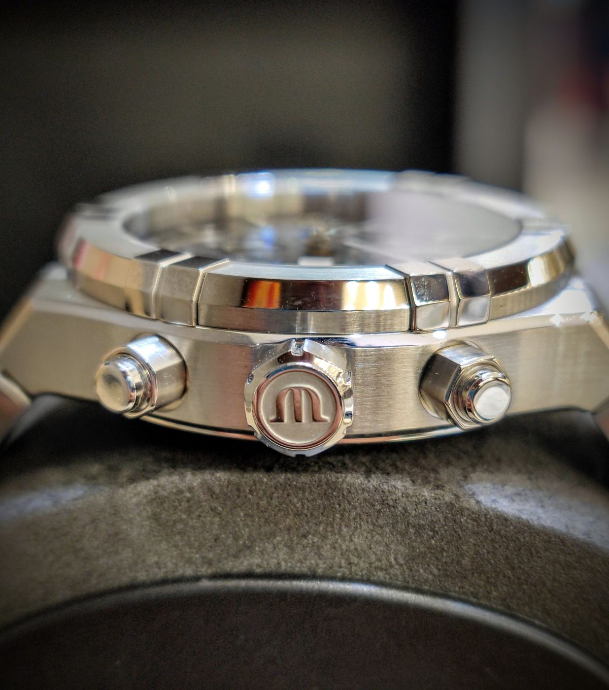 Aikon Chronograph