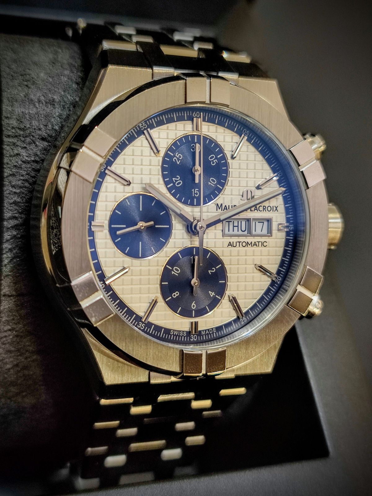 Aikon Chronograph