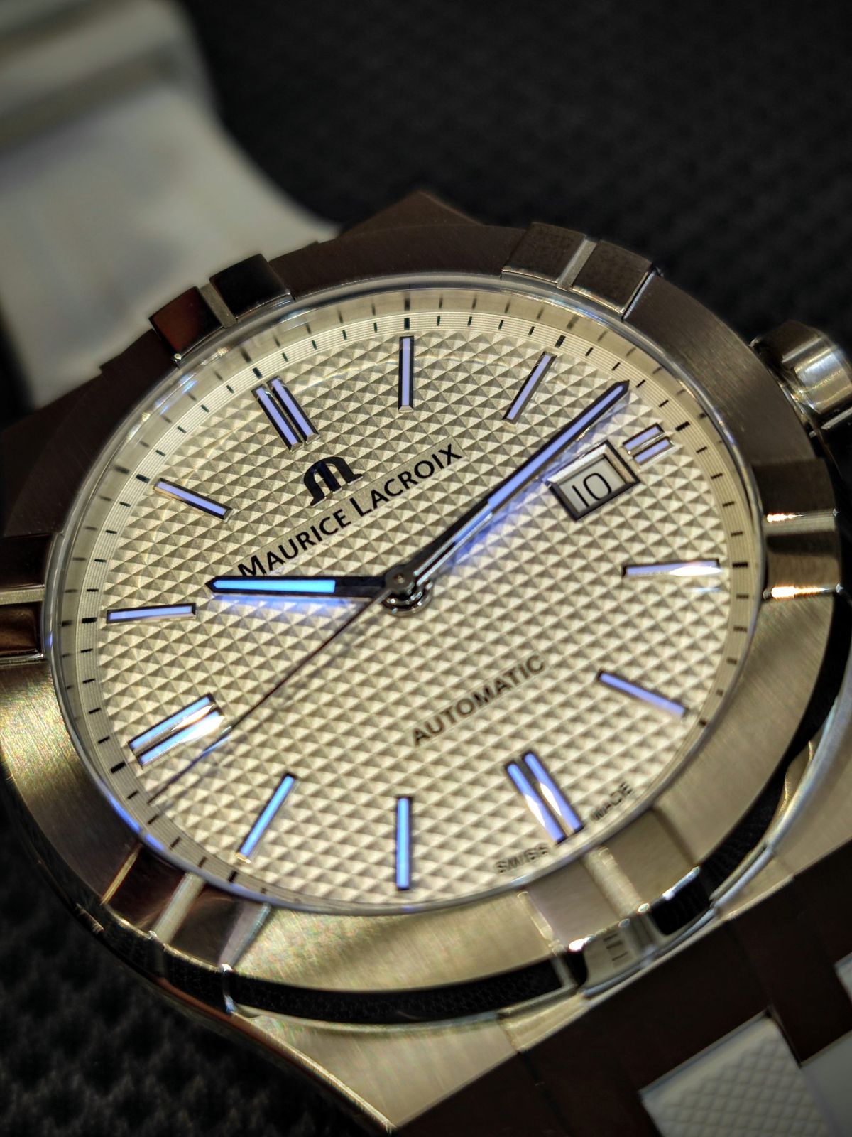 Aikon Automatic