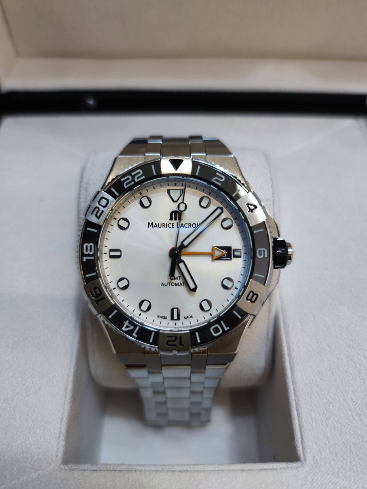Aikon Venturer GMT