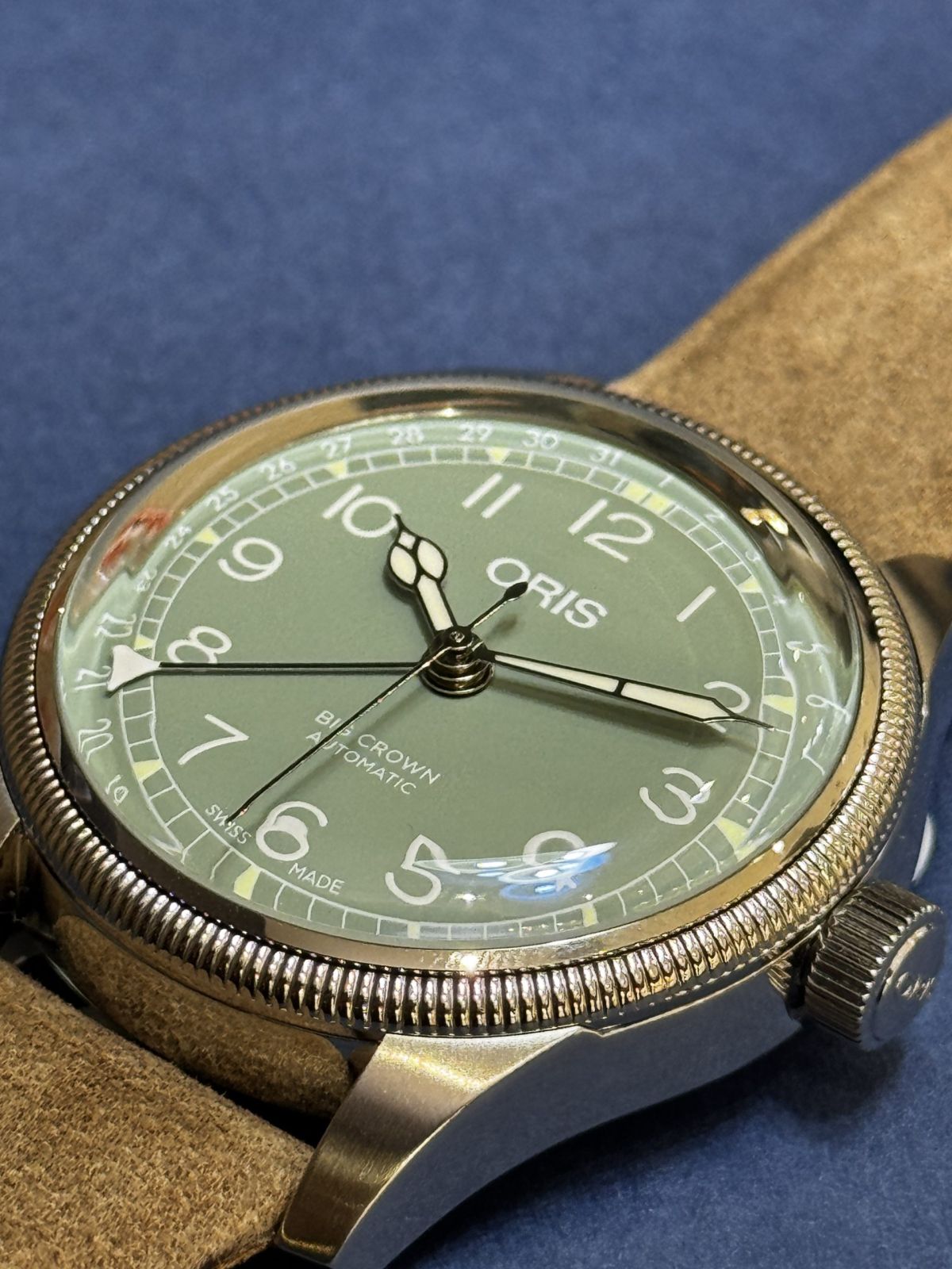 BIG Crown Pointer DATE