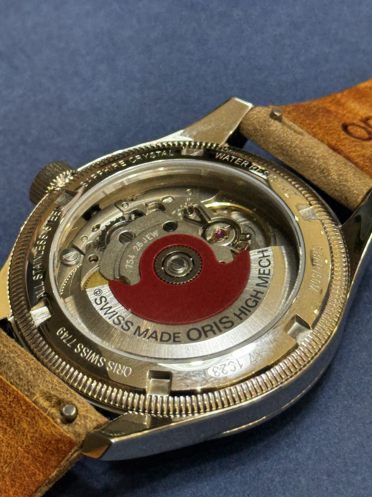 BIG Crown Pointer DATE