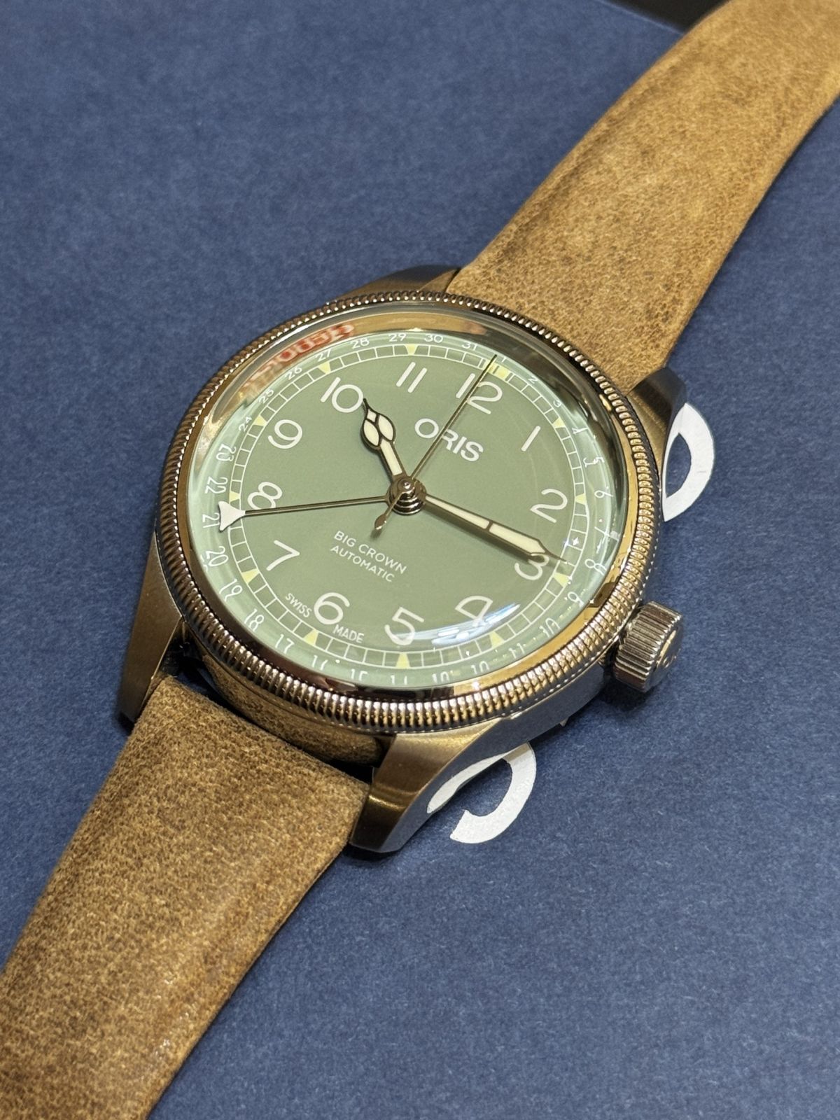 BIG Crown Pointer DATE