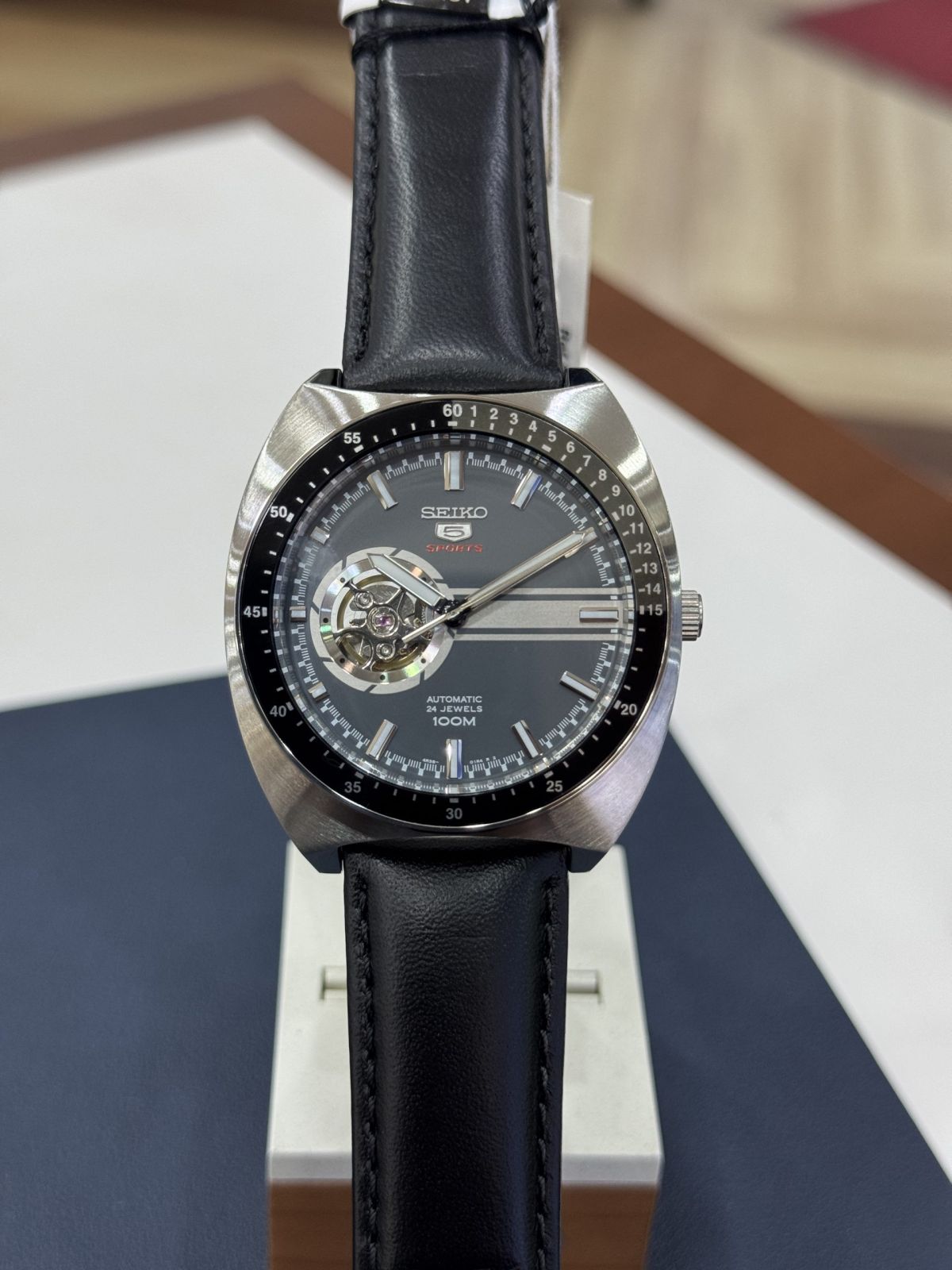 Seiko 5 Sports