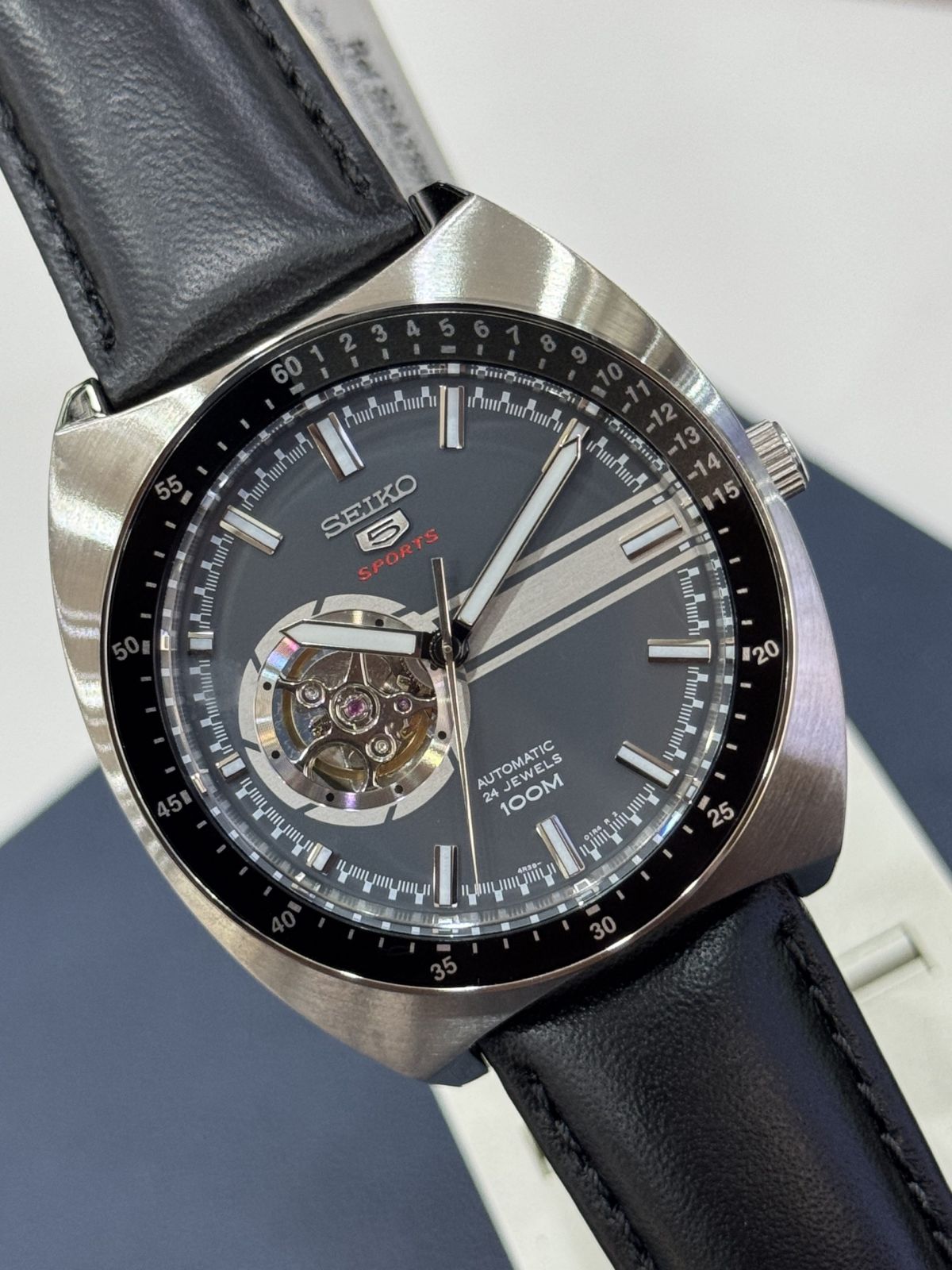 Seiko 5 Sports
