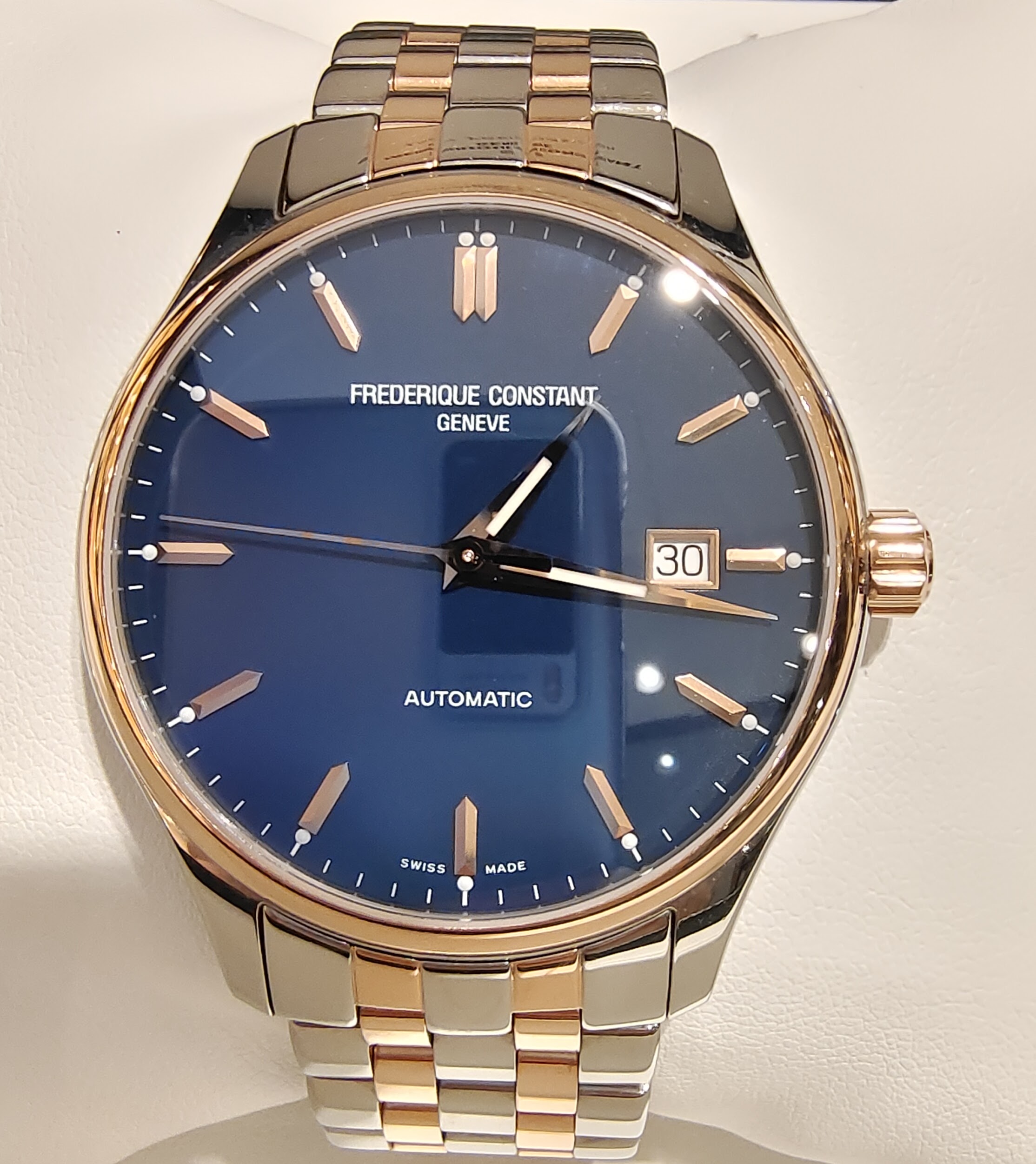 Used hot sale frederique constant