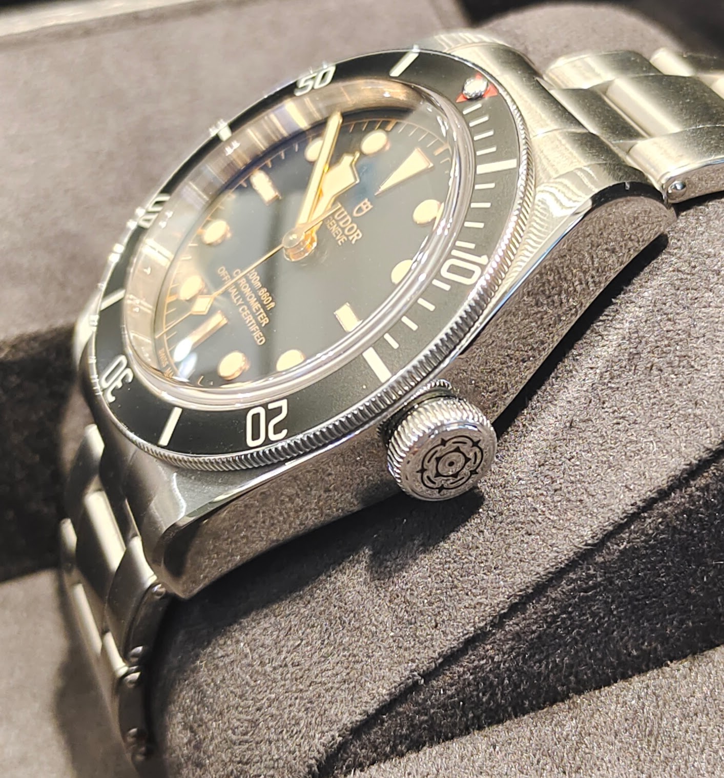 TUDOR BLACK BAY M79230N 0009 Manufacture Calibre MT5602 COSC