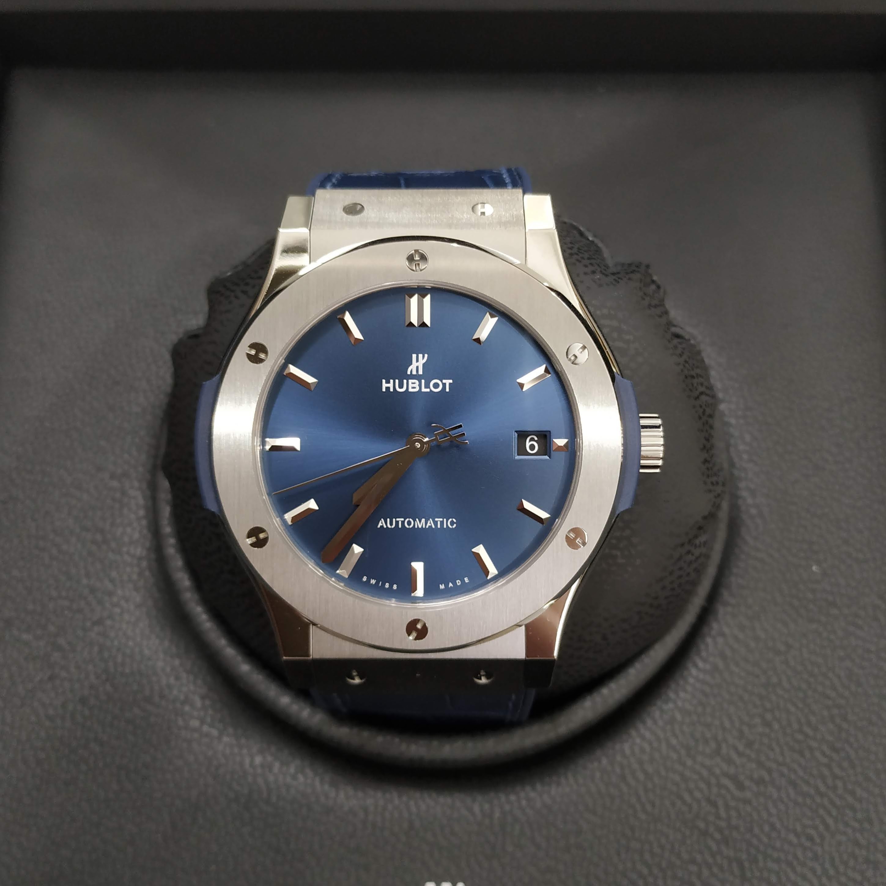 blue face hublot